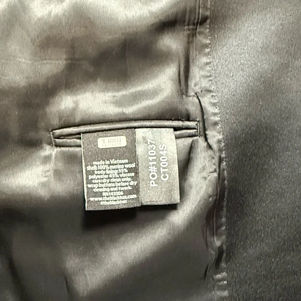 The Black Tux Men's Tuxedo Jacket Only Size 52 R
